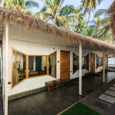 Aqua Beach Stays Ashwem Mandrem Eksteriør billede